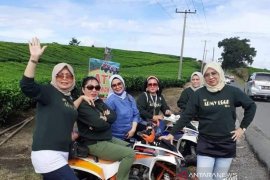 Sidamanik-Simarjarunjung-Tigaras paket wisata andalan Danau Toba di Simalungun