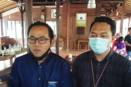 PLN Bali keberatan tiang provider komunikasi di dekat jaringan listrik