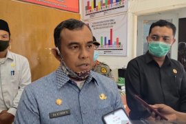 Bupati Aceh Jaya tawarkan beasiswa bagi pemuda perakit senjata