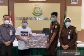 Kejari Bangka Selatan setor Rp2 miliar ke kas negara