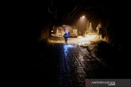 Freeport stop sementara tambang bawah tanah, prioritaskan evakuasi