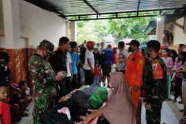 Santri hanyut di sungai Lombok Tengah ditemukan meninggal