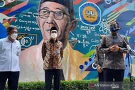 Mendikbud: Bantuan kuota internet tak bisa dipakai akses medsos