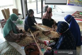 Disperindag cegah perajin jual produk setengah jadi