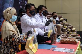 Polisi ungkap kasus dugaan penggunaan boraks untuk bahan makanan kerupuk