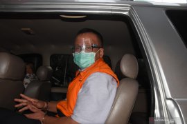 Edhy Prabowo mengaku tidak kenal Betty Elista