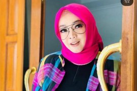 Kabar duka, Presenter Rina Gunawan meninggal dunia