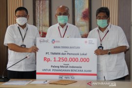 TMMIN dan perusahaan pemasok kirim bantuan untuk PMI tangani bencana