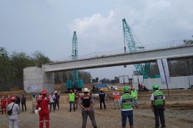 Pembangunan jalan tol Kuala Tanjung - Pematangsiantar "dikebut" penuhi target