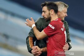 Klasemen Liga Inggris: MU pelihara asa juara berkat Derbi Manchester City