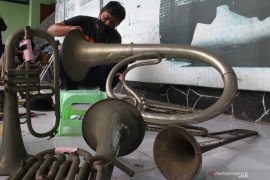 Konservasi ALat Musik Museum Brawijaya