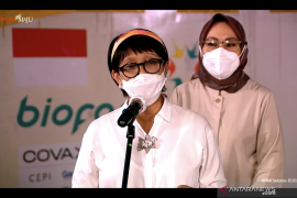 Menlu RI:  Program berbagi vaksin COVAX telah terdistribusi ke 46 negara