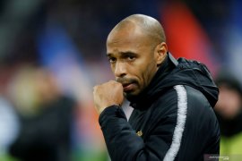 Thierry Henry: Tak ada alasan, Arsenal harus raih trofi musimini
