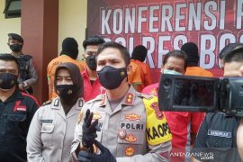Kapolres: Pembuang botol ke mulut kuda nil terancam penjara
