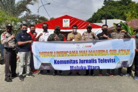 Komunitas Jurnalis Televisi Malut salurkan  bantuan warga terdampak gempa Halsel