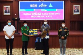 Penjabat Gubernur Kalsel apresiasi pembagian masker medis GP Anshor dan KSP