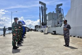 KRI Tarakan-905 melaksanakan operasi pengamanan laut di timur Indonesia
