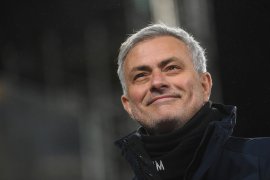Jose Mourinho latih AS Roma musim depan