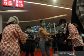 Pembukaan gerai Uniqlo ke 36 di Palembang Page 1 Small