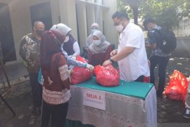 Gelar operasi pasar, Pemkab Kediri jual cabai Rp50 ribu/kg