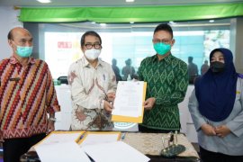 Pemerintah Kota Pontianak gandeng  PT Jembatan Nusantara layani feri