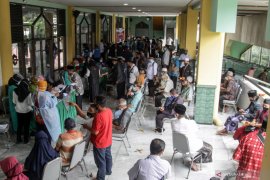 Vaksinasi COVID-19 Untuk Imam dan Takmir Masjid