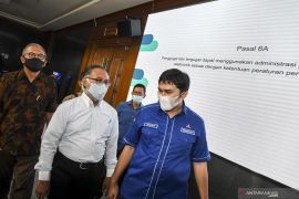 Demokrat pertanyakan kredibilitas pengacara kubu Meldoko