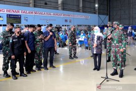 Panglima TNI tinjau vaksinasi ribuan babinsa di Malang Raya