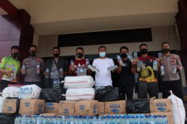 Polda Malut gagalkan penyelundupan miras ke Ternate