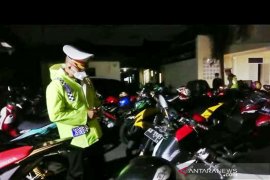 Polisi sita ratusan sepeda motor knalpot "brong"