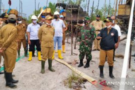 Tim gabungan razia tambang timah ilegal di daerah aliran sungai