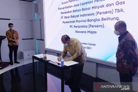 Gubernur Erzaldi tandatangani MoU distribusi bahan bakar dan gas