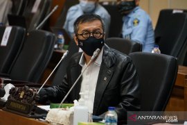 Kemenkumham masih meneliti berkas Partai Demokrat hasil KLB