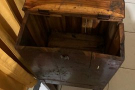 Pencuri kotak amal masjid ditangkap satpam dan diserahkan ke polisi