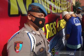 Polisi tangkap dua pembobol mesin ATM