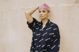 Rilis album, Demi Lovato berkolaborasi dengan Ariana Grande