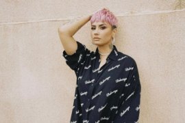Rilis album baru, Demi Lovato berkolaborasi dengan Ariana Grande