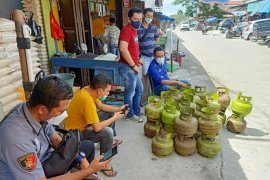 Pemkot Palu amankan enam pangkalan gas elpiji 3 kg nakal