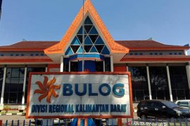 Bulog Kalbar targetkan penyerapan beras petani lokal 8.500 ton