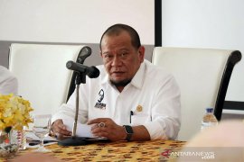KPK geledah rumah senator DPD La Nyalla di Surabaya