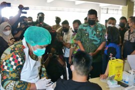 Stok vaksin COVID-19 di Medan mulai menipis