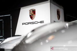 Porsche buat baterai sendiri bersama dengan Customcells di Jerman