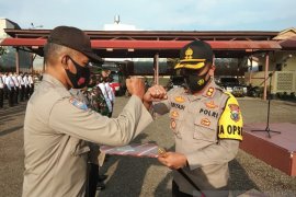 Ciptakan lapangan pekerjaan untuk mantan narapidana, Aipda Hamonangan terima penghargaan