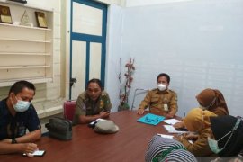 Diskes Meranti minta perbankan dan hotel tak longgarkan prokes