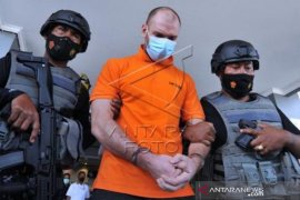 Deportasi Warga Rusia Buronan Interpol