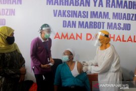 Ribuan pengurus masjid jalani vaksinasi jelang Ramadhan