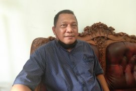 Subakhi minta pemkot tambah fasilitas Pasar Pondok Mangga