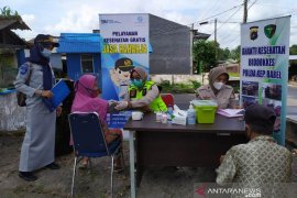 Jasa Raharja Gelar Pengobatan Gratis di Terminal Kampung Keramat