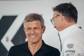 Porsche tampilkan mobil balap Gen3 pada Formula E