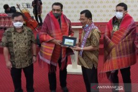 Komisi X DPR serap aspirasi di kawasan Danau Toba